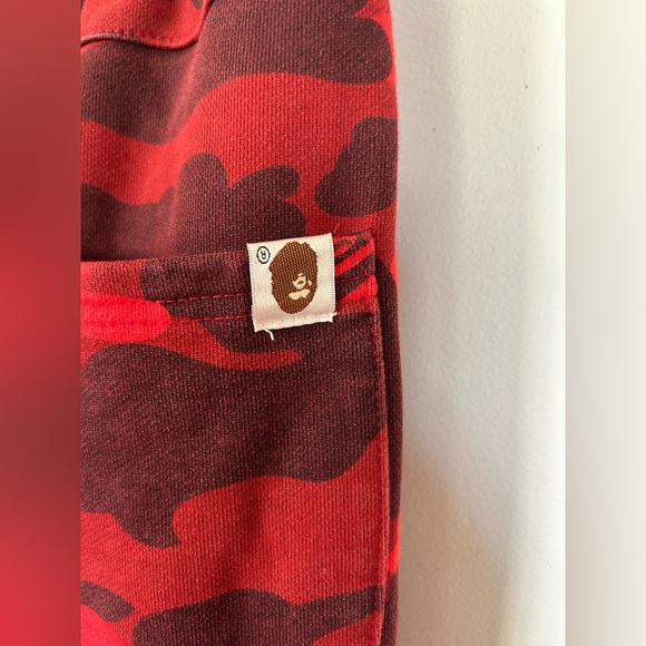 BAPE (A BATHING APE) Red Camo Sweatpants Medium - Picture 9 of 13